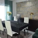 Anitahouse