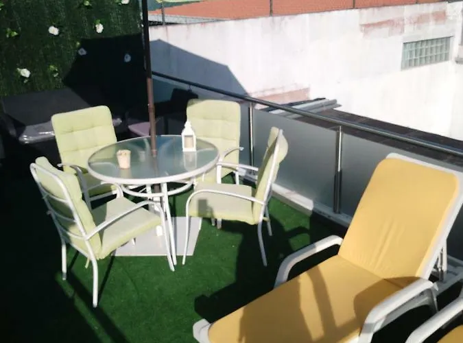 Semesterbostad Anitahouse Vila Nova de Gaia